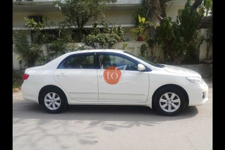 Toyota Corolla Altis