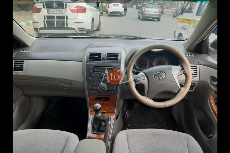 Toyota Corolla Altis